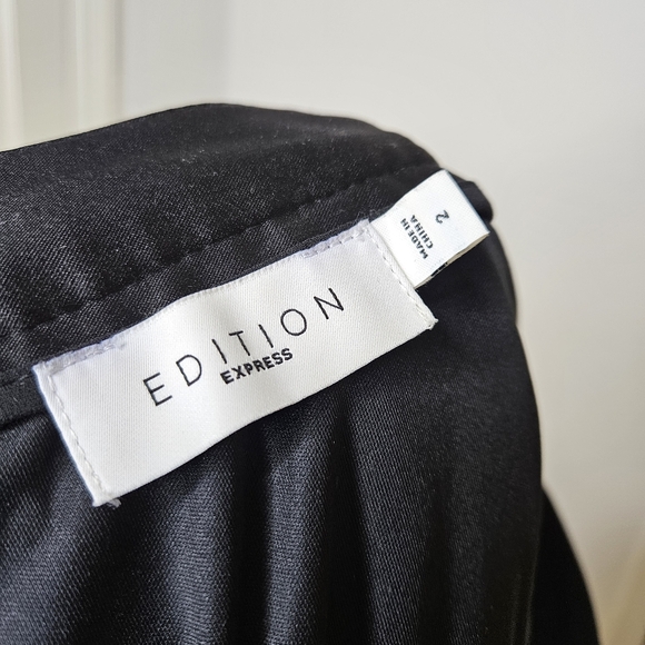 Edition Express Feather Iridescent Mini Skirt Size 2 - Picture 3 of 7